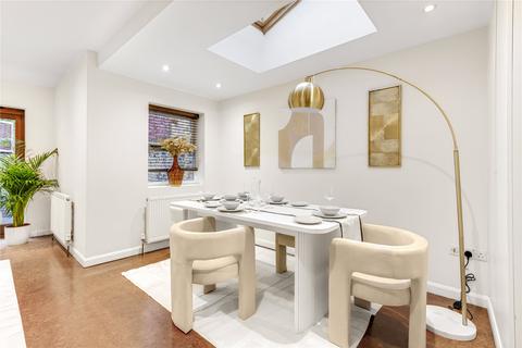 2 bedroom flat for sale, Dawes Road, London, SW6