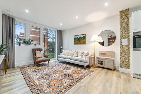 2 bedroom apartment for sale, Hyde Lane, London, SW11