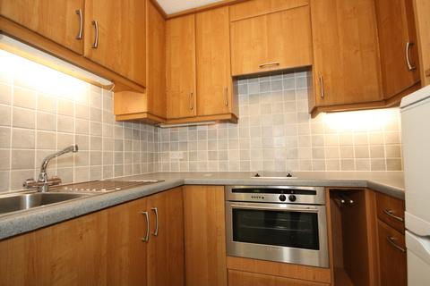 1 bedroom flat for sale, Mount Hermon Road, Woking GU22