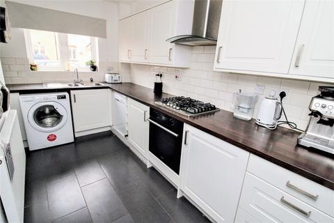 3 bedroom semi-detached house for sale, Whimbrel Avenue, Portishead BS20