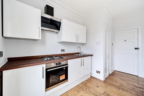 1 bedroom flat for sale, Vanbrugh Park, Blackheath