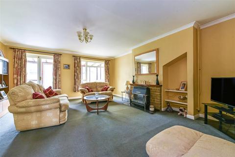 3 bedroom house for sale, The Peacheries, Chichester