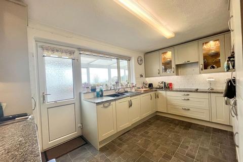 3 bedroom detached bungalow for sale, Dolphin Court Road, Paignton