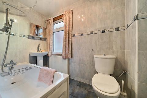 1 Barforth Road, London, SE15 3PS
