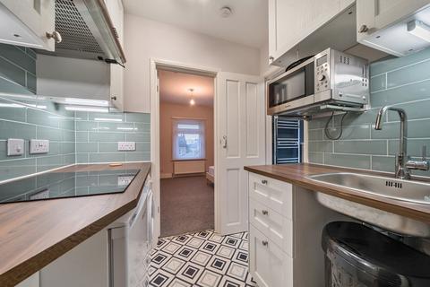 1 Barforth Road, London, SE15 3PS