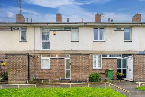 3 bedroom ground floor flat to rent, Kennoldes, Croxted Road, London, SE21