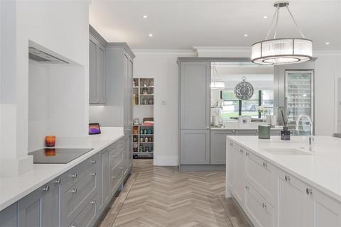 95 Sandy Lane, Cheam, Sutton, SM2 7EP