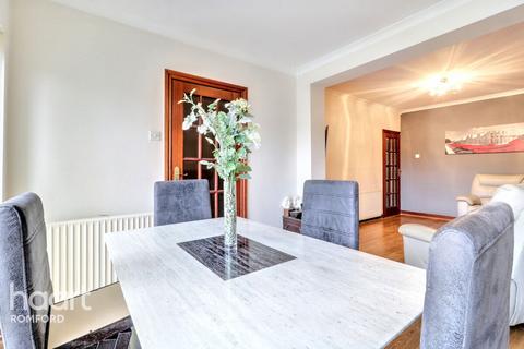 174 Gorseway, Romford, RM7 0SH