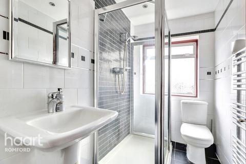 174 Gorseway, Romford, RM7 0SH