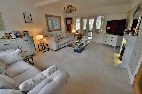 4 bedroom detached house for sale, Fernlea Avenue, Ferndown, BH22