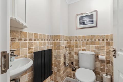 18 Ashley Park, Maidenhead, SL6 8EZ