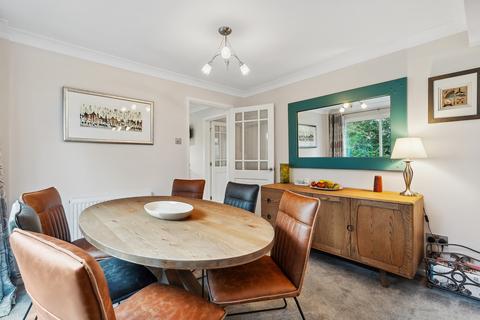 18 Ashley Park, Maidenhead, SL6 8EZ
