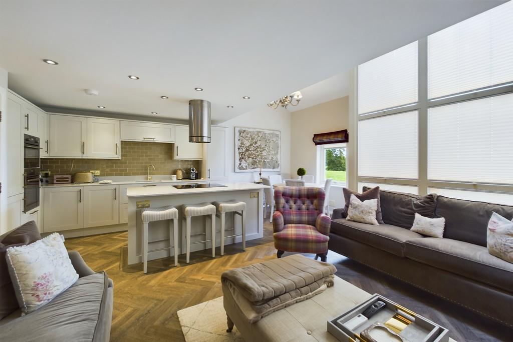 Open Plan Kitchen/Living/Dining Room