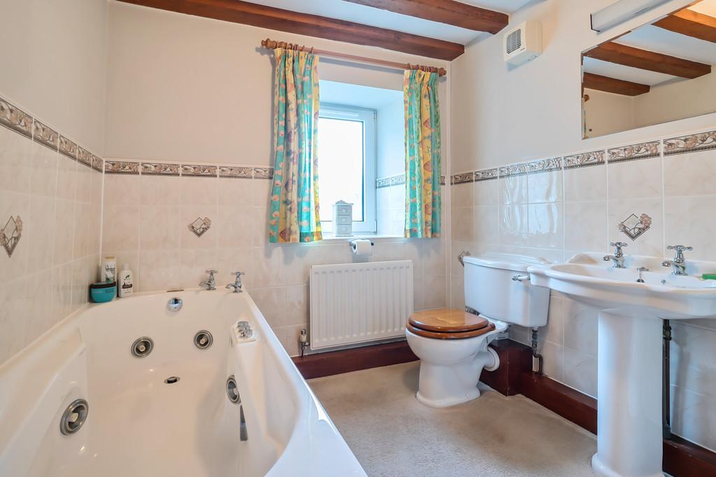 Gound Floor Bathroom