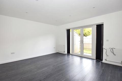 3 bedroom end of terrace house for sale, Co-Op Close, Barwell