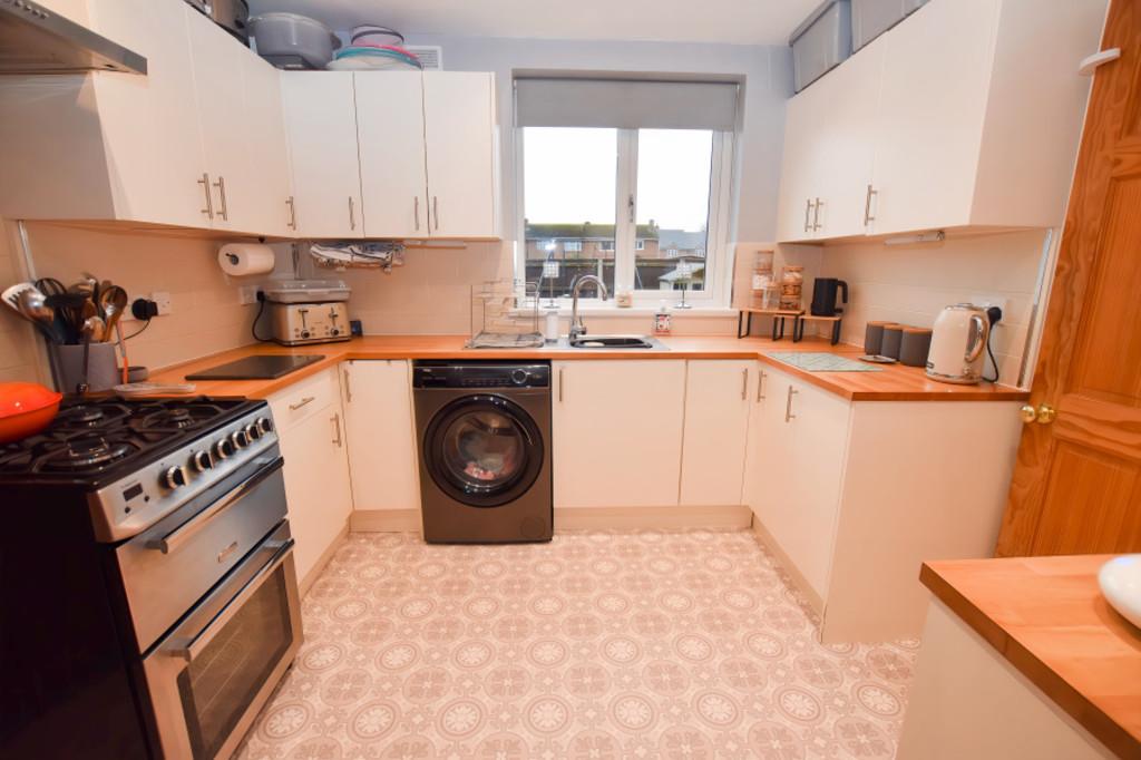Kitchen 2