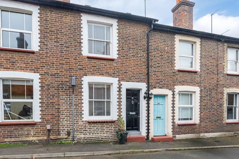 2 bedroom terraced house for sale, Hart Gardens, Dorking