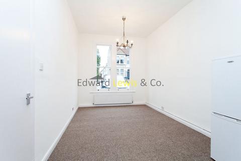 1 bedroom flat to rent, Orford Road, London E17