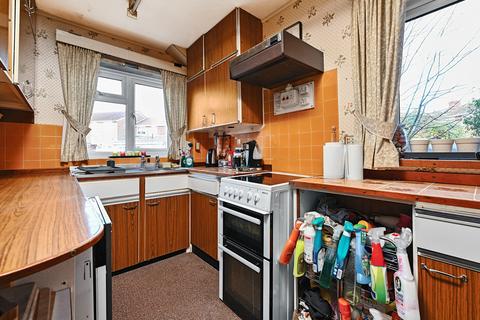 1 Binsted Drive, Blackwater, Camberley, GU17 0HJ