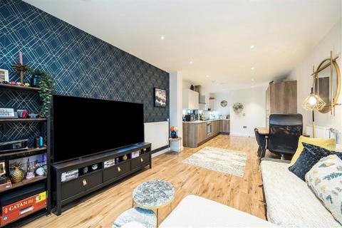 2 bedroom flat for sale, Moy Lane, London SE18