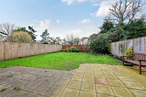 7 Sheraton Close, Blackwater, Camberley, GU17 9AZ
