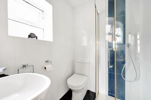 7 Sheraton Close, Blackwater, Camberley, GU17 9AZ