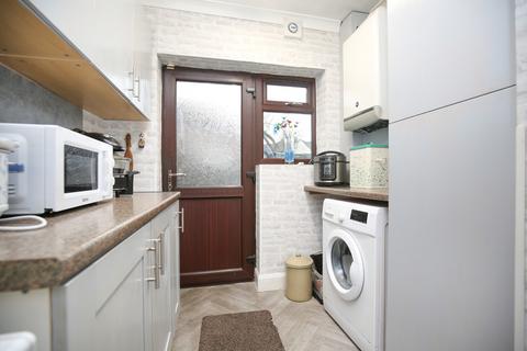 8 Daniel Road, Mancetter, Atherstone, CV9 1PA
