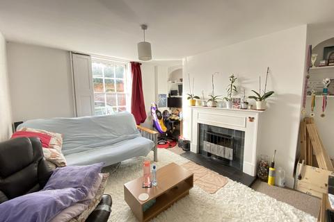 2 bedroom cottage for sale, Beccles Road, Norwich NR14