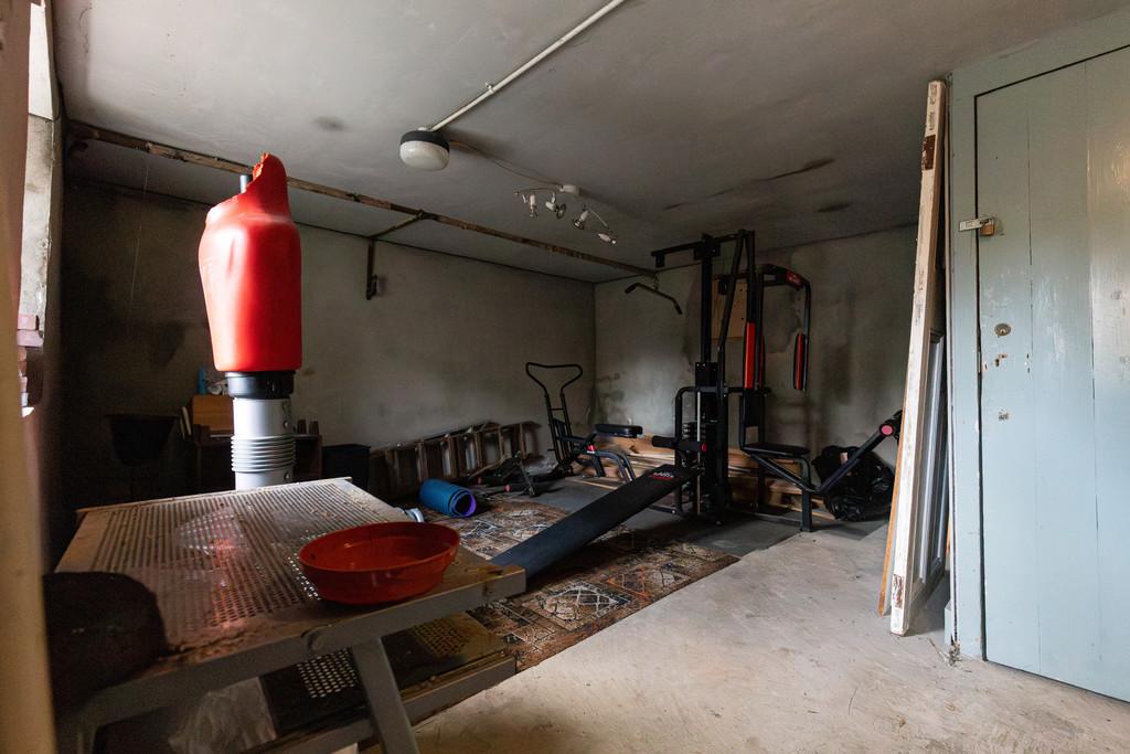 Basement Gym (Check if its communal)