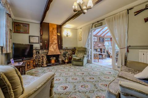 3 bedroom detached house for sale, Barkby Holt Lane, Barkby, LE7