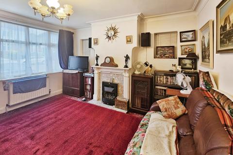 2 bedroom detached house for sale, Enfield, London, EN2