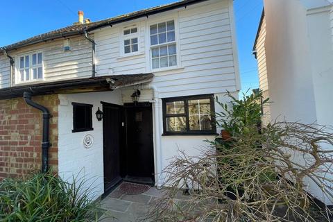 2 bedroom semi-detached house for sale, Victoria Road, Southborough