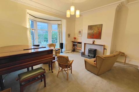 4 bedroom terraced house for sale, The Crescent, Hipperholme HX3