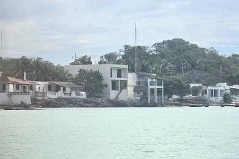 3 bedroom detached house, Sombreron, Acapulquito, Campeche, Mexico, 24460