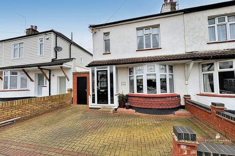 3 bedroom semi-detached house for sale, The Avenue, Hadleigh