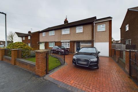 4 bedroom semi-detached house for sale - Burntwood Road, Buckley