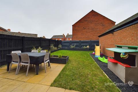 4 bedroom detached house for sale, Willow Street, Burton-on-Trent