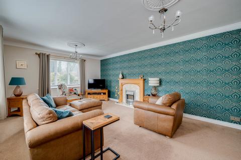 67 Whitehall Road, Drighlington, Bradford, BD11 1LN