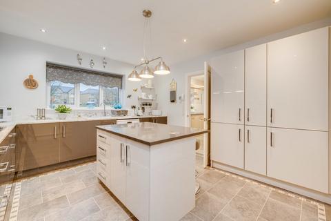 67 Whitehall Road, Drighlington, Bradford, BD11 1LN