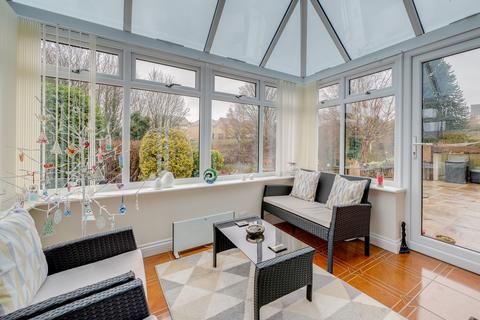 67 Whitehall Road, Drighlington, Bradford, BD11 1LN