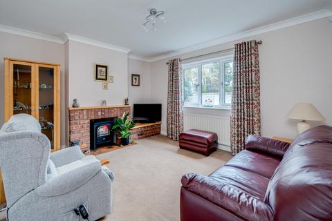 67 Whitehall Road, Drighlington, Bradford, BD11 1LN