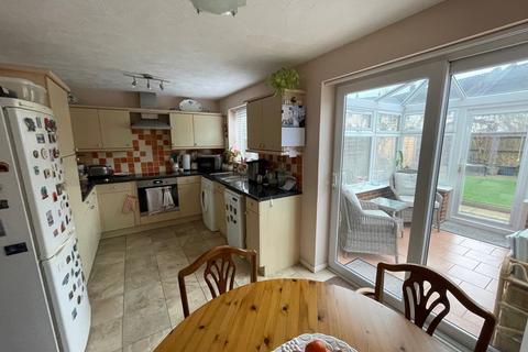 3 bedroom detached house for sale, Pollard Road, Weston Village