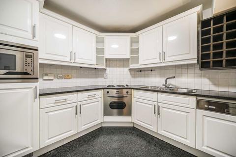 4 bedroom flat to rent, Monkwell Square, London EC2Y