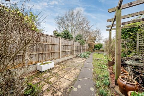 3 bedroom end of terrace house for sale, West Street, Bedfordshire LU6