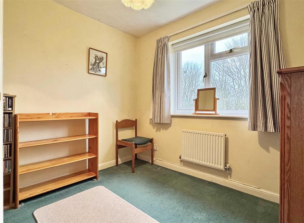 Bedroom 4.jpg