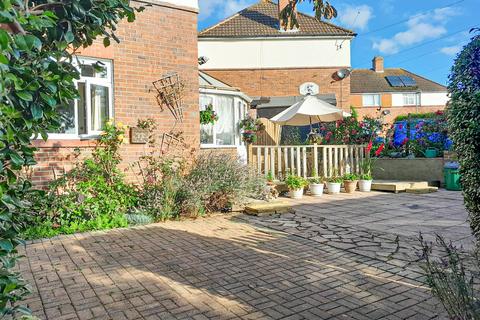 3 bedroom end of terrace house for sale, Beauchamp Road, St. Leonards-On-Sea