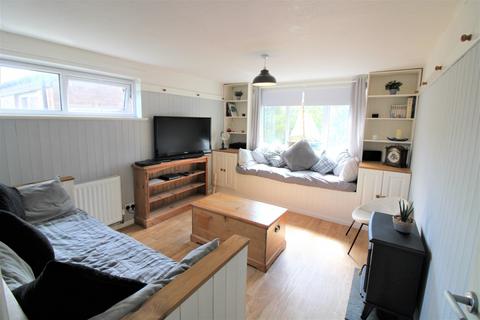 2 bedroom apartment for sale, Brays Heys, Thornton FY5