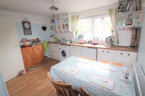 12 Brays Heys, Thornton-cleveleys, FY5 4BD