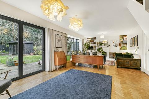 3 bedroom link detached house for sale, Oakfield Gardens, London, SE19