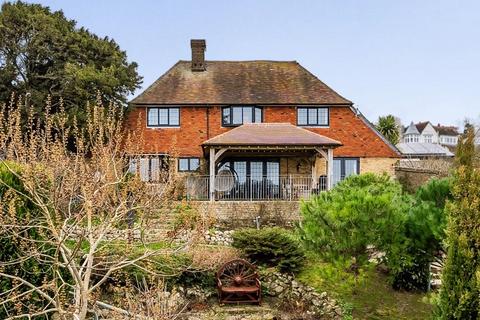 4 bedroom detached house for sale, Hythe